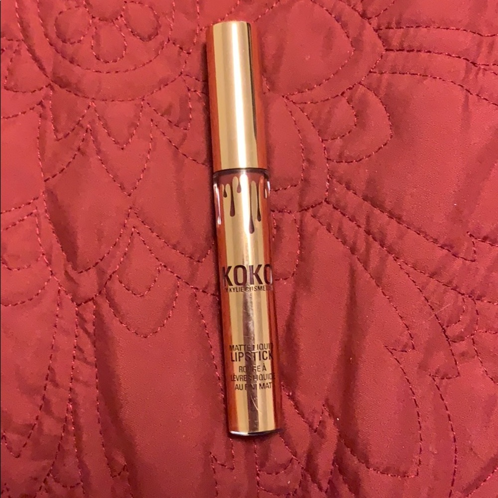 Kylie Cosmetics Koko Collection shade “Gorg”